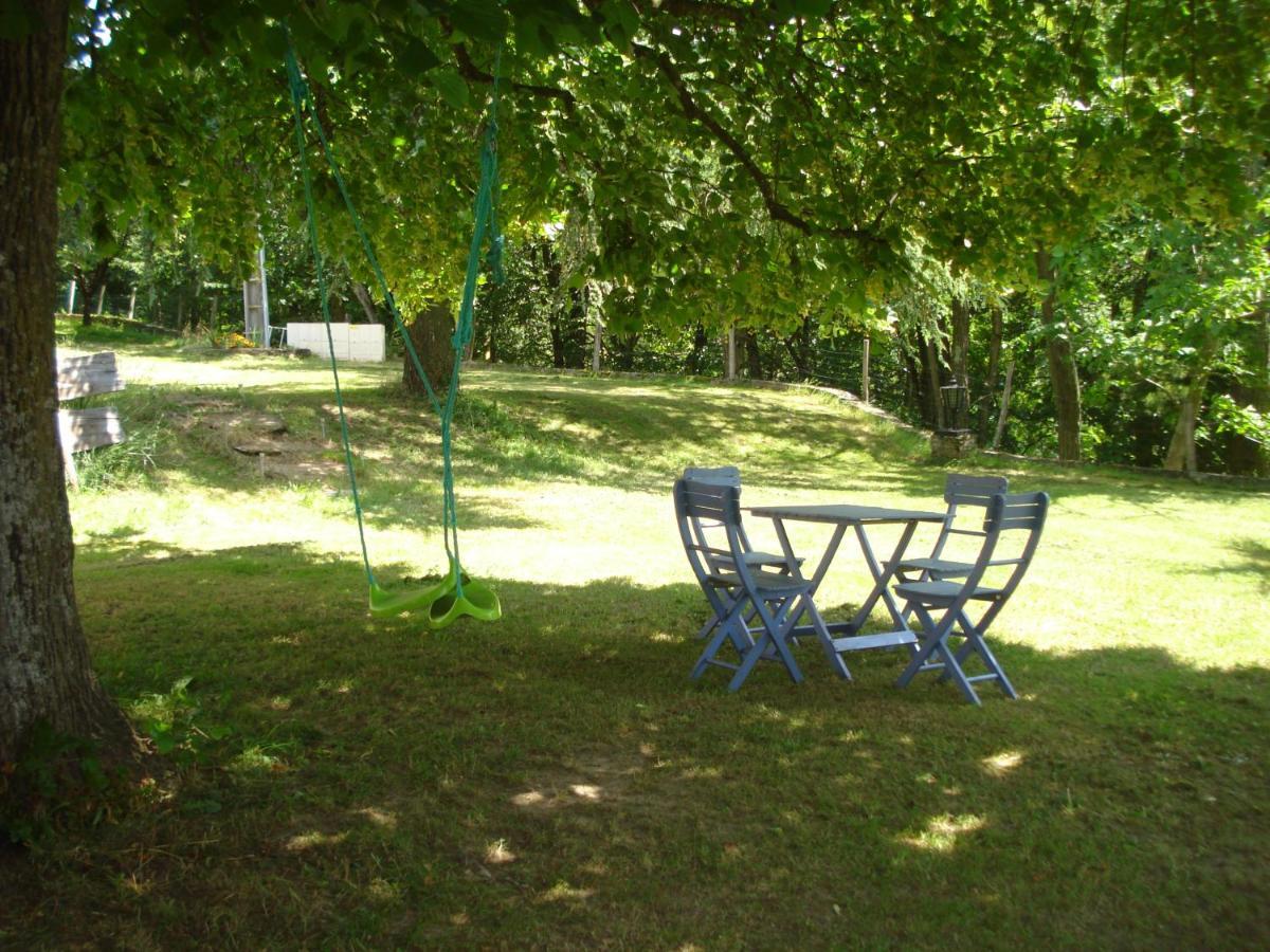 Domaine Des Cigales, Chambre D'Hotes Saint-Martin-d'Aout Exterior foto